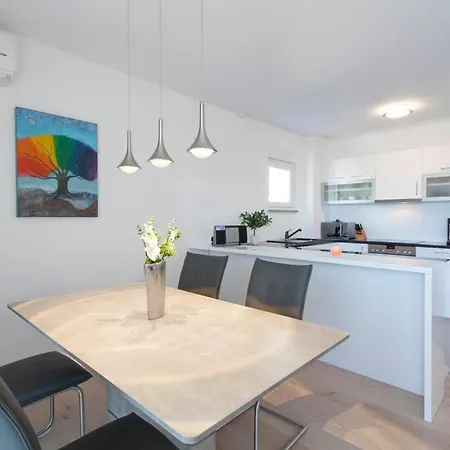 Juliana Apartment Makarska