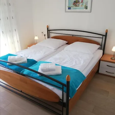 Juliana Apartment